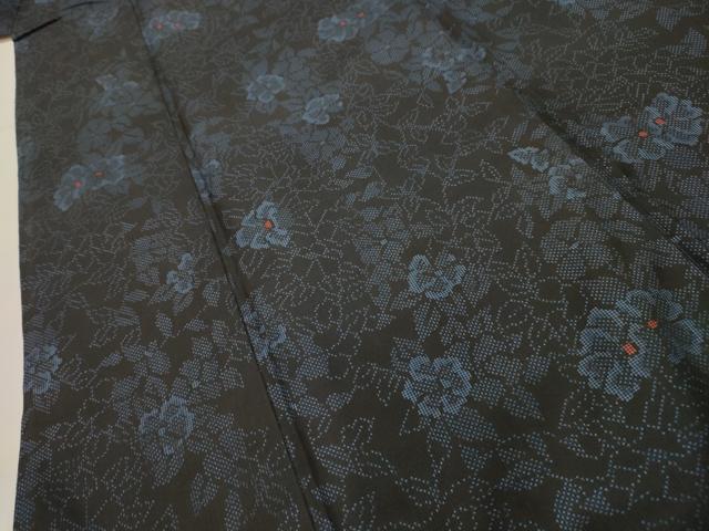 平和屋着物■本場大島紬 草花文 黒地 正絹 逸品 AABI4258sx