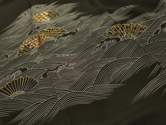 平和屋着物■豪華黒留袖 駒刺繍 立波扇面文 正絹 逸品 AABI4284sx