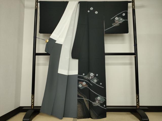 平和屋着物●訪問着 絞り 舞花文 黒地 金彩 正絹 逸品 未使用 AABI4504ck