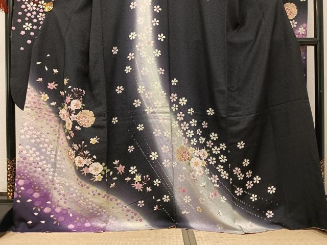 平和屋着物●豪華振袖 駒刺繍 雪輪舞桜文 暈し染め 金彩 正絹 逸品 AABI4823ph