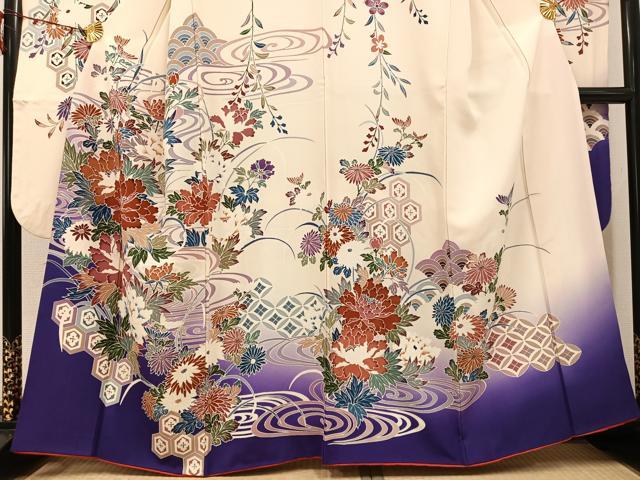 平和屋着物●豪華振袖 友禅 流水吉祥草花文 暈し染め 正絹 逸品 AABI4828ph