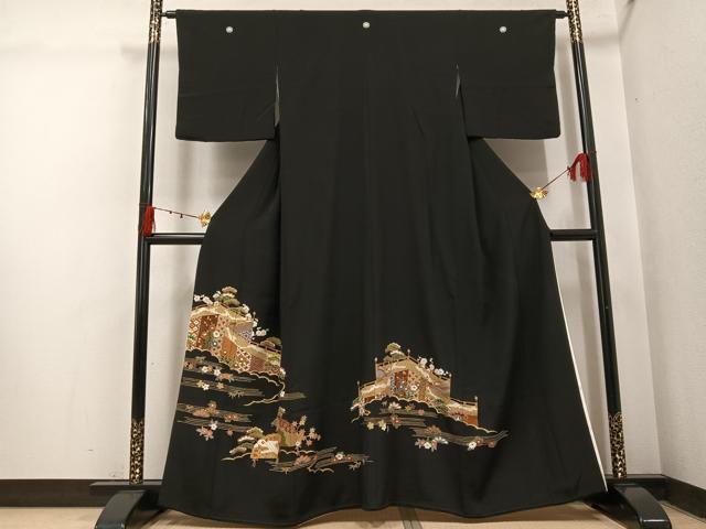 平和屋着物●創業460年・千總 黒留袖 刺繍 松竹梅檜扇草花文 金彩 三越扱い 正絹 逸品 AABI4840ph