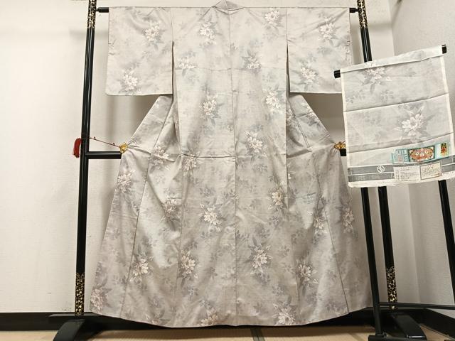 平和屋着物●本場大島紬 白大島 名匠たかし 白大島 カタス7マルキ 草花文 証紙付き 正絹 逸品 AABI4862ph