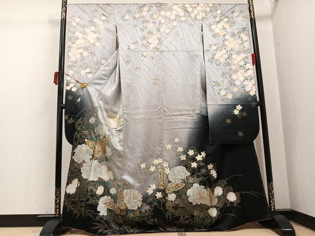平和屋着物●豪華振袖 駒刺繍 花蝶文 暈し染め 金銀彩 正絹 逸品 AABI4935ph