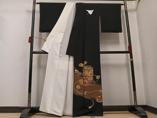 平和屋着物●京友禅作家 元橋宏太郎 黒留袖 飛鶴貝桶花文 暈し染め 金彩 阪急百貨店扱い 正絹 逸品 AABI4943ph