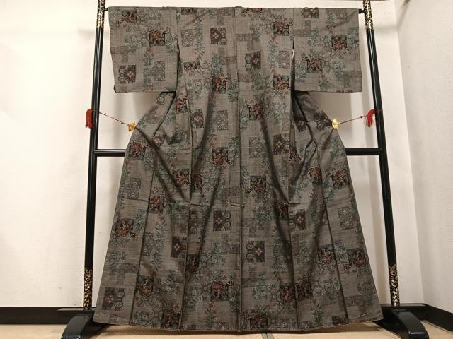 平和屋着物●本場大島紬 カタス9マルキ 草花文 正絹 逸品 未使用 AABI4949ph
