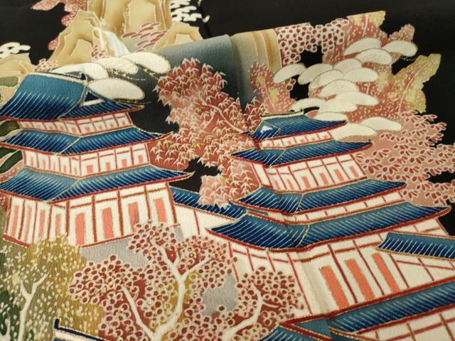 平和屋着物●アンティーク 大正ロマン 黒留袖 刺繍 風景文 金彩 正絹 逸品 AABI5122ck