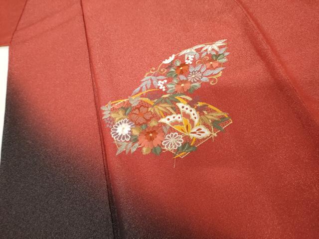 平和屋着物●豪華振袖 地紙花蝶文 暈し染め 銀通し地 金糸 正絹 逸品 AABI5210cs