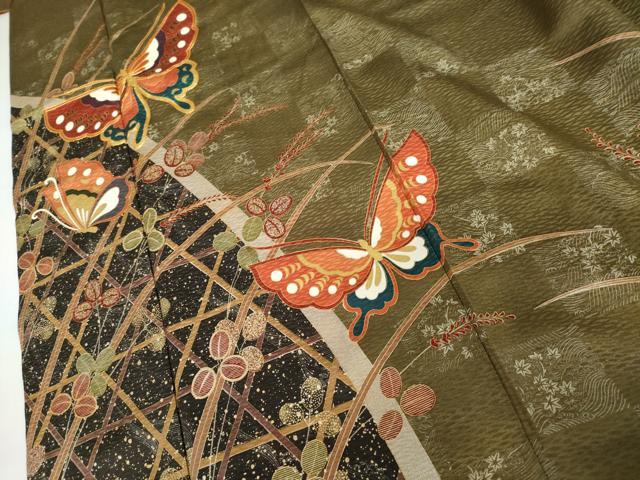 平和屋着物●豪華振袖 駒刺繍 舞蝶萩文 金彩 ロング丈 正絹 逸品 AABI5239cs