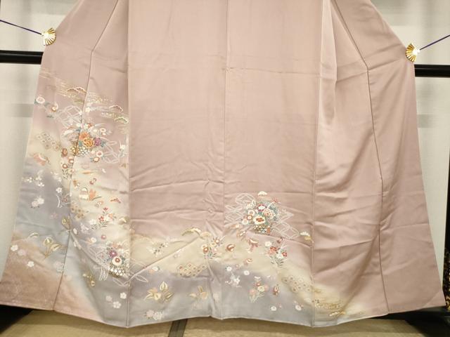 平和屋着物●色留訪問着 駒刺繍 飾花宝尽くし 暈し染め 金彩 正絹 逸品 AABI5343ck