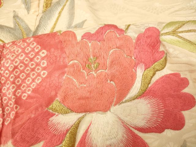 平和屋着物■豪華振袖 駒刺繍 絞り 雲取り牡丹文 金糸 正絹 逸品 AABI5894fw