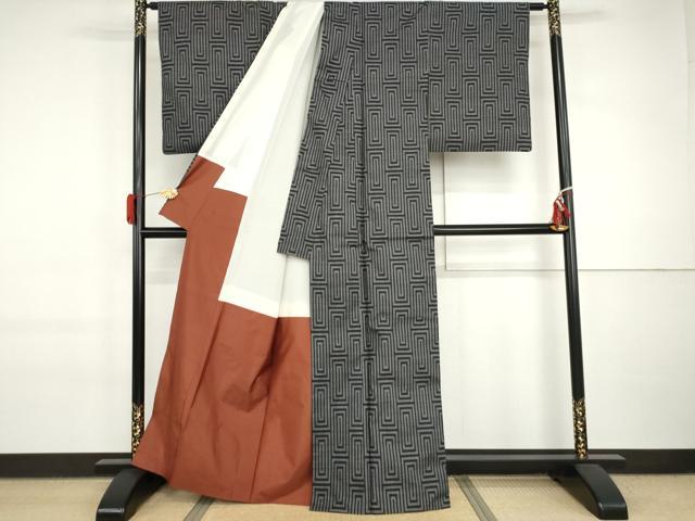 平和屋着物●本場大島紬 一元7マルキ 変わり格子 黒地 正絹 逸品 AABI6100cs