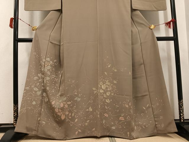 平和屋着物●訪問着 刺繍 ろうけつ染 草花文 銀座越後屋扱い たとう紙付き 正絹 逸品 AABI6270ph