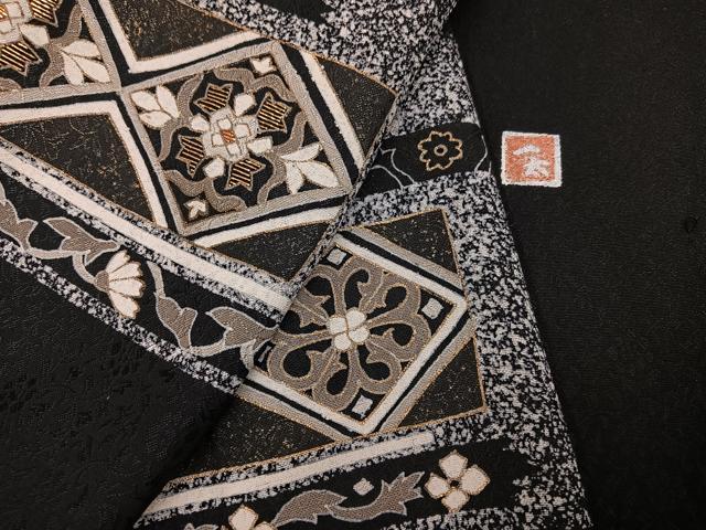 平和屋着物●訪問着 作家物 一太 竹屋町刺繍 花菱文 たたき染め 黒地 金糸 正絹 逸品 AABI6298ph