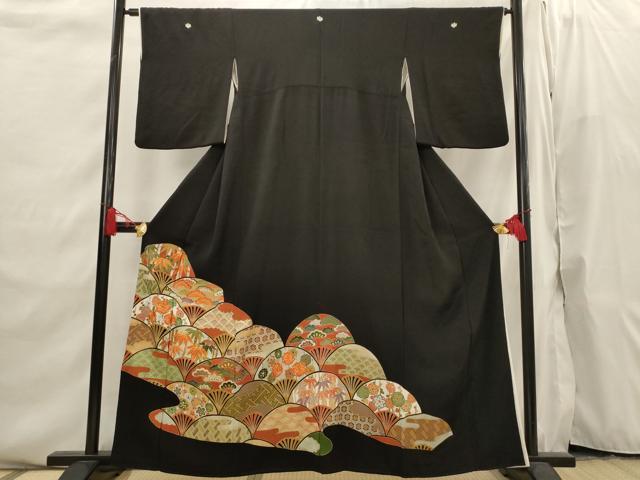 平和屋着物■豪華黒留袖 駒刺繍 吉祥青海波文 金糸 金彩 正絹 逸品 AABI6537st