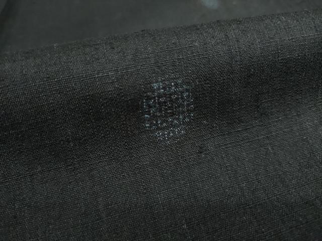平和屋着物●本場結城紬 重要無形文化財 亀甲絣 黒地 正絹 逸品 AABI6851ck
