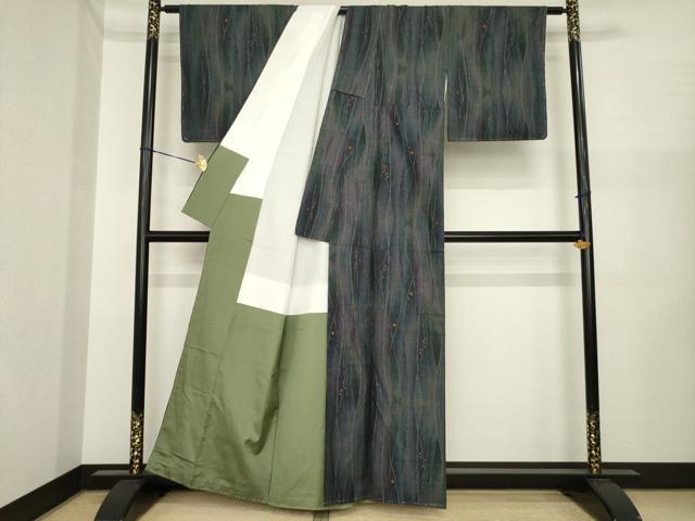 平和屋着物●都喜ヱ門 本場大島紬 カタス7マルキ 想い優しく 小川シズエ作 藤絹織物謹製 証紙付き 正絹 逸品 未使用 AABI6890ck