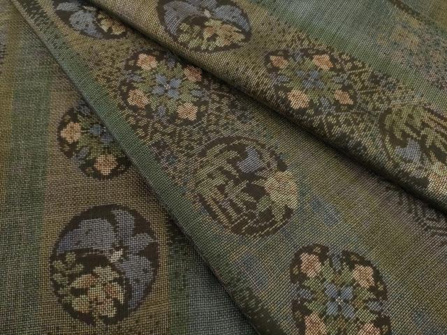 平和屋着物●本場大島紬 カタス9マルキ 花丸花蝶間道 正絹 逸品 AABI7099ck