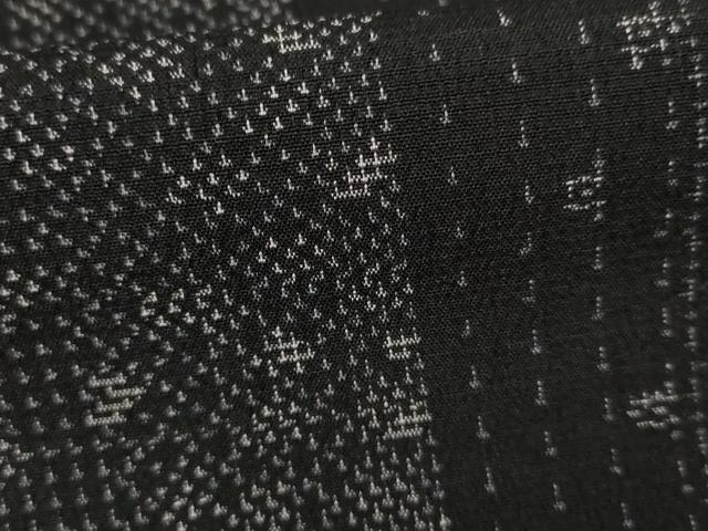 平和屋着物▽本塩沢 単衣 110亀甲 黒地 正絹 逸品 未使用 AABI7187cs