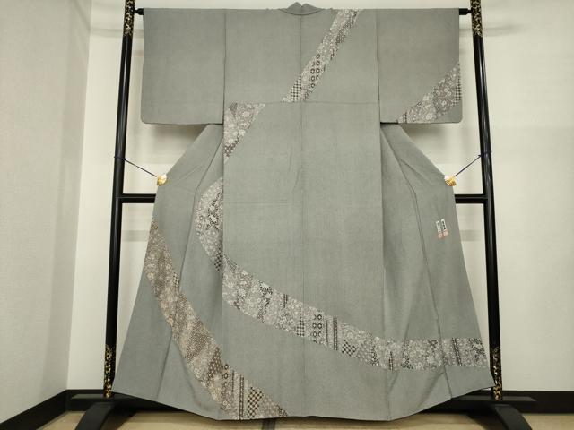 平和屋着物●二代目更甚 江戸更紗 四代目松綱 江戸小紋 訪問着 更紗花文 万筋 黒色×白色 正絹 逸品 AABI7924ck
