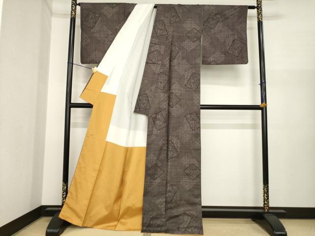 平和屋着物●本場大島紬 一元絣 色紙花蝶文 正絹 逸品 AABI7977ck