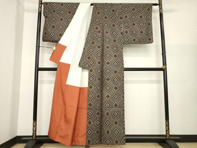 平和屋着物●本場大島紬 龍郷絣 花菱文 正絹 逸品 AABI7998ck