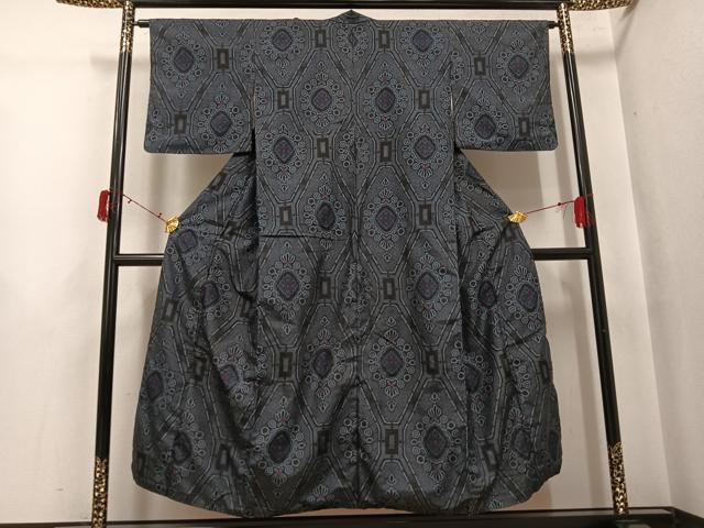 平和屋着物●本場大島紬 割込み絣 花菱文 正絹 逸品 AABI8528ph