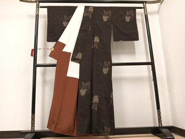 平和屋着物●上質な紬 舞蝶文 正絹 逸品 未使用 AABI8553ph