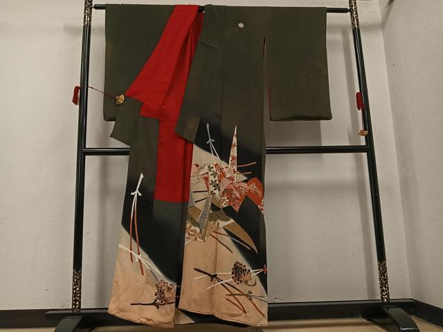 平和屋着物●アンティーク 大正ロマン 黒留袖 折鶴草花文 正絹 逸品 AABI8583ph