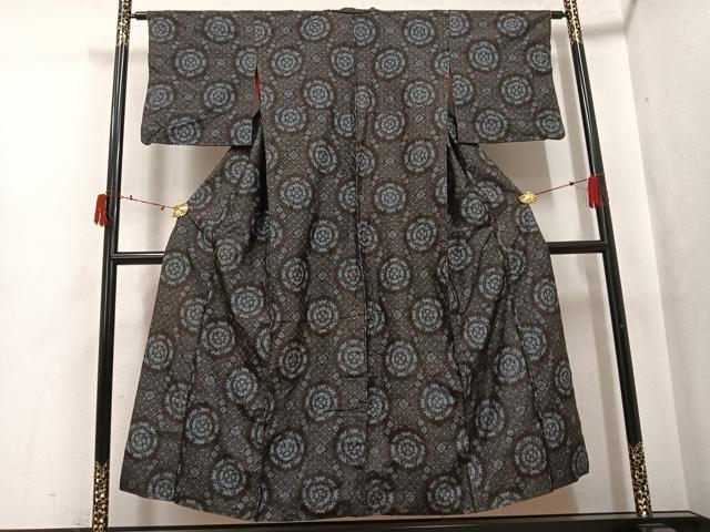 平和屋着物●アンティーク大島 本場大島紬 割り込み絣 花丸文 正絹 逸品 AABI8618ph