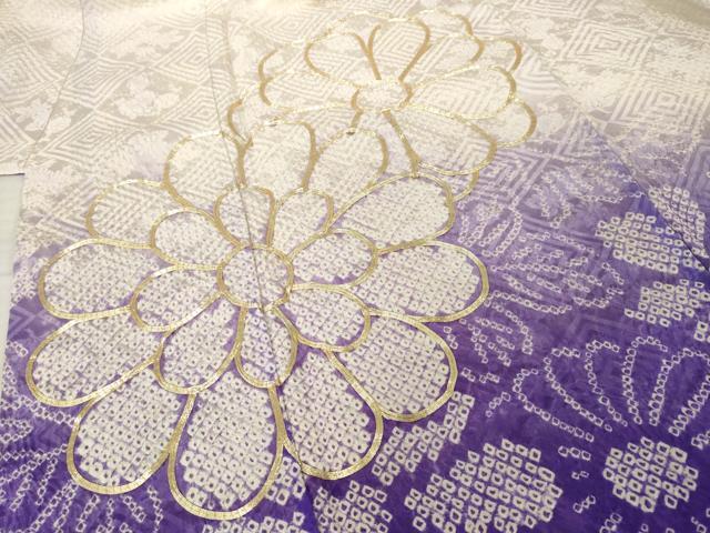 平和屋着物●豪華振袖 総絞り 駒刺繍 舞花文 暈し染め やまと誂製 正絹 逸品 AABI8808ck
