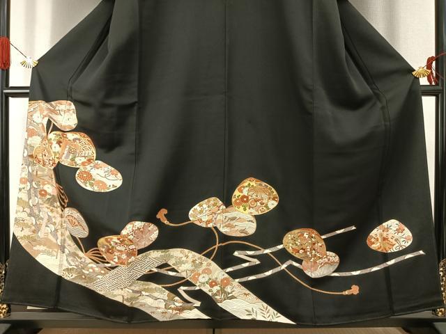 平和屋着物●創業460年・千總 黒留袖 駒刺繍 御所車花鳥文 金彩 正絹 逸品 AABI9027fy