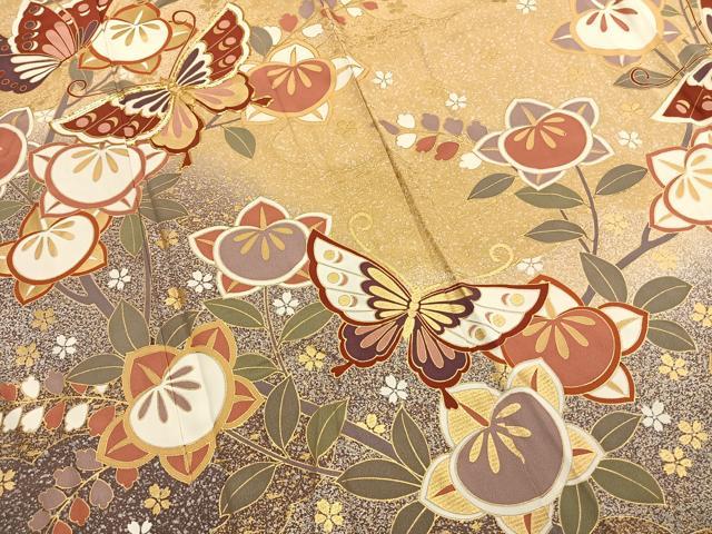 平和屋着物●豪華振袖 駒刺繍 花蝶文 暈し染め 金彩 正絹 逸品 AABI9054fy