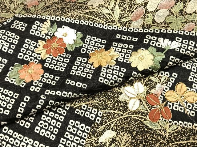 平和屋着物●訪問着 駒刺繍 絞り 草花文 黒地 金糸 金彩 正絹 逸品 未使用 AABI9198fy