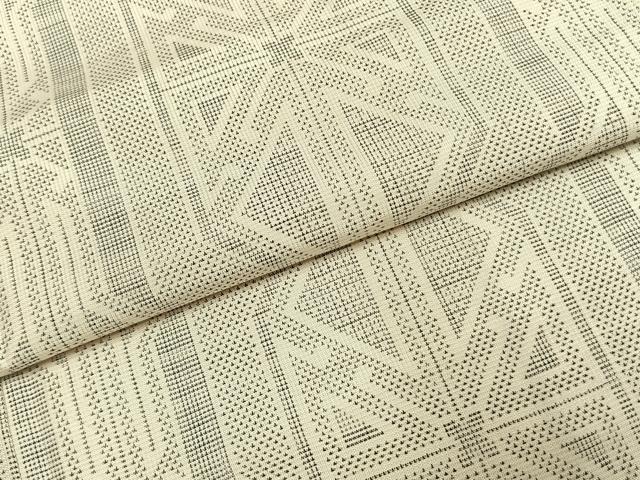 平和屋着物●本場大島紬 白大島 カタス7マルキ 幾何学文様 三越扱い 正絹 逸品 AABI9332fy
