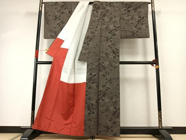平和屋着物●本場大島紬 カタス7マルキ 花唐草文 正絹 逸品 AABI9454fy
