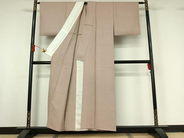 平和屋着物▽上質な色無地 単衣 作家物 草木染 灰桜色 正絹 逸品 AABI9568jh