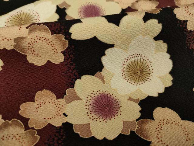 平和屋着物●こむさでもーど・COMME CA DU MODE 振袖 舞桜 黒地 正絹 逸品 AABI9718ck