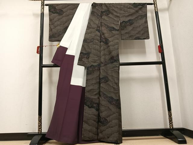 平和屋着物●本場大島紬 カタス9マルキ 更紗唐草文 正絹 逸品 AABJ0113ph