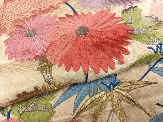 平和屋着物●豪華振袖 刺繍 草花文 金糸 正絹 逸品 AABJ1255ph