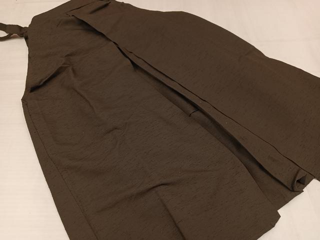 平和屋着物●男性 馬乗り袴 紬地 色無地 涅色 正絹 逸品 AABJ1374ph