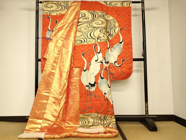 平和屋本店●色打掛 婚礼 和装 花嫁 結婚式 神社挙式 群れ鶴光琳水 駒刺繍 金彩 金糸 逸品 AABJ2656fw