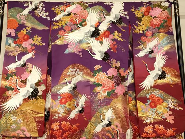 平和屋本店●色打掛 和装 婚礼 結婚式 花嫁 神社挙式 唐織 飛鶴草花山重ね文 暈し染め 金銀糸 金通し地 逸品 AABJ2774fw