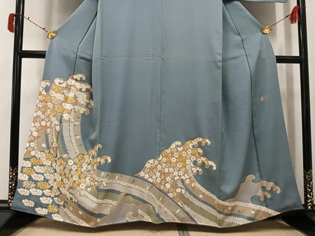 平和屋着物●染匠 久保耕 色留袖 駒刺繍 立波草花文 金彩 丹後ちりめん 反端付き 正絹 逸品 AABJ2930ph
