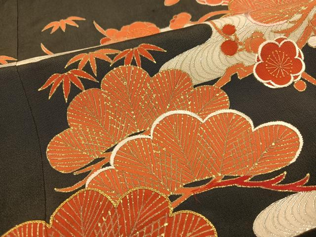 平和屋本店●アンティーク 大正ロマン 振袖 駒刺繍 松竹梅風景文 黒地 金銀彩 ロング丈 正絹 逸品 AABJ3028ph