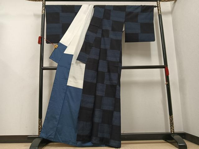 平和屋着物●結城紬 80亀甲 飛び亀甲 段違い文 正絹 逸品 AABJ3048ph