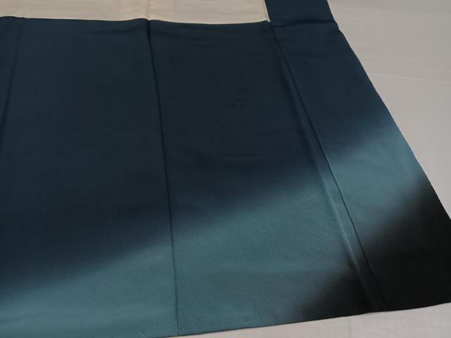 平和屋着物●十日町 名門 滝泰謹製 訪問着 中国三大刺繍 相良刺繍 おぼろ染め 重ね絞り 梅 金通し地 正絹 逸品 AABJ3063ph