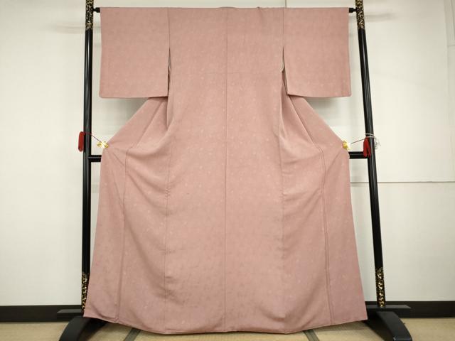平和屋着物●上質な色無地 草花地紋 石竹色 三越扱い 正絹 逸品 AABJ3161cs