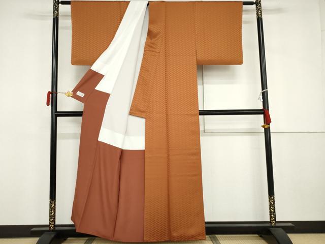 平和屋着物●洗える最高級着物 <英>はなぶさ謹製 色無地 檜垣地紋 琥珀色 洗える着物 AABJ3236cs