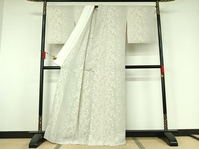 平和屋着物▽本塩沢 単衣 110亀甲 舞蝶文 正絹 逸品 AABJ3508jh